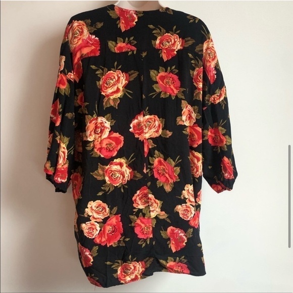 🆕 Floral lightweight 3/4 sleeve open cardigan - Picture 6 of 8